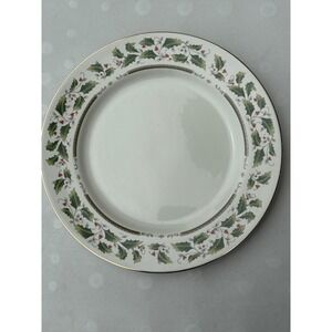 Royal Limited Holly Holiday Dinner Plate 10.75 Inch Fine China Made in Japan